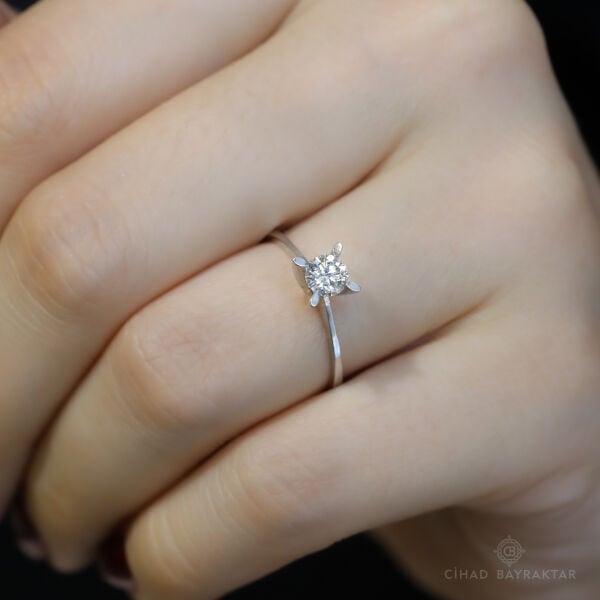 0.40 ct Pırlanta Tektaş Yüzük