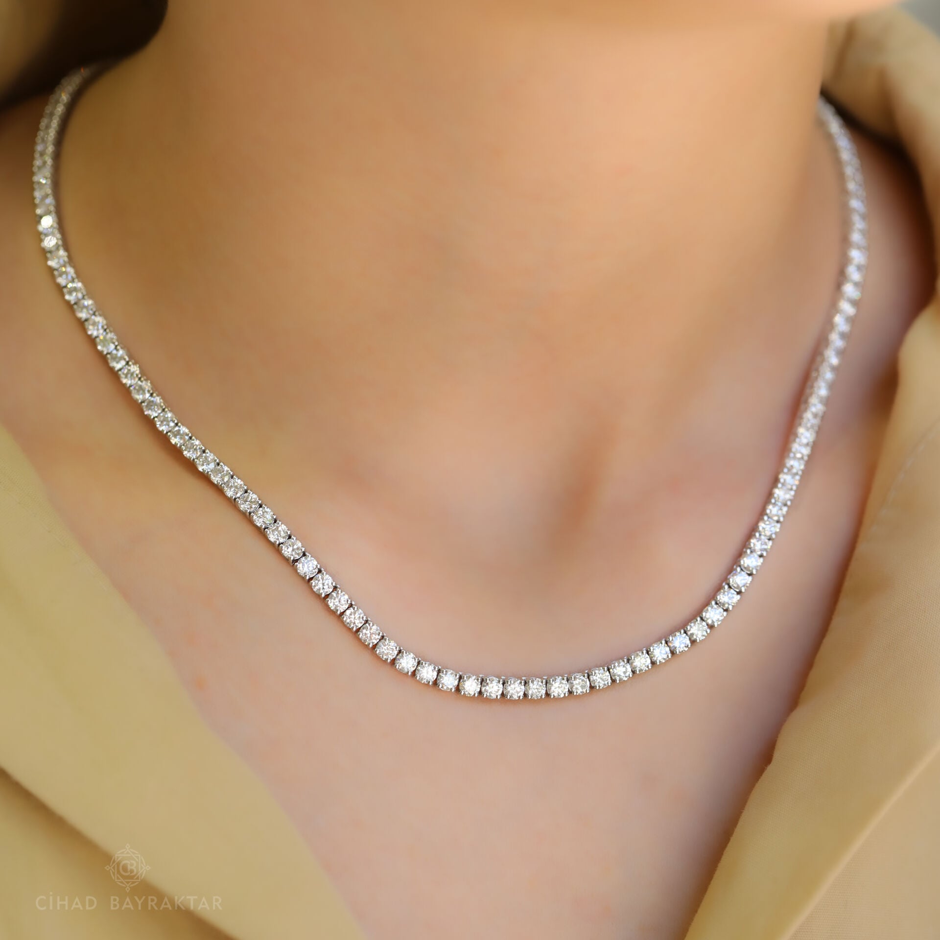 14.28 ct Pırlanta Baget Kolye