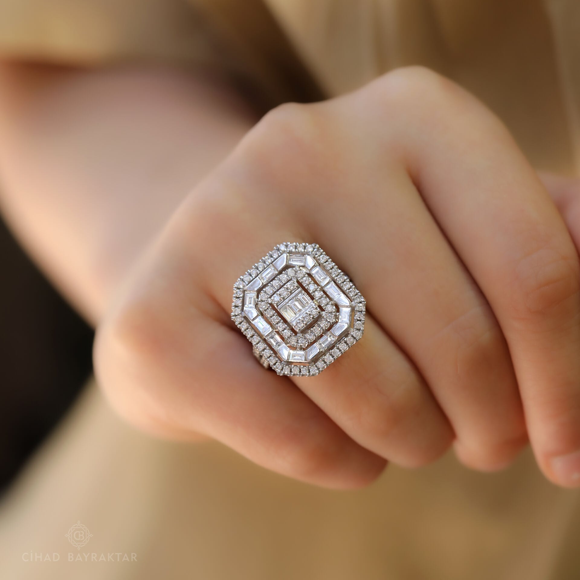 1.56 ct Pırlanta Baget Yüzük