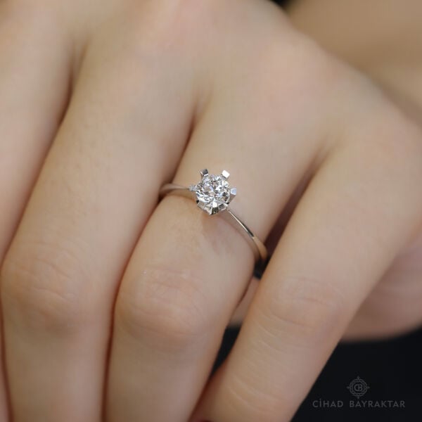 0.59 ct Pırlanta Tektaş Yüzük