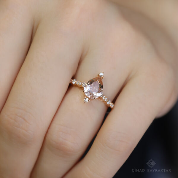 0.20 ct Pırlanta Morganite Yüzük