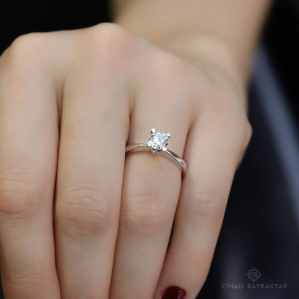 0.73 ct Pırlanta Tektaş Yüzük