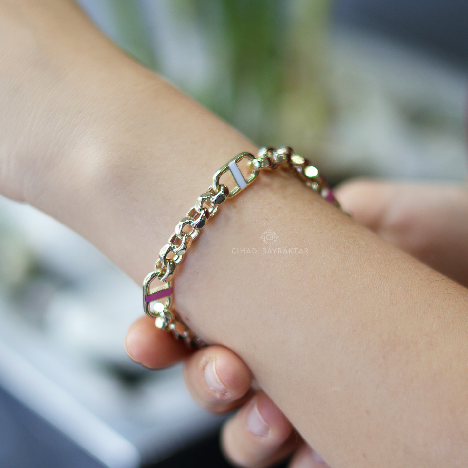 Pembe Mineli Bileklik