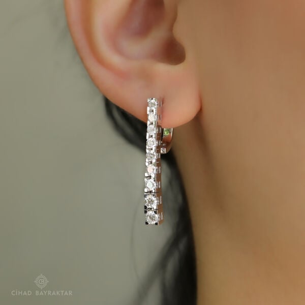 1.50 ct Pırlanta Su Yolu Küpe