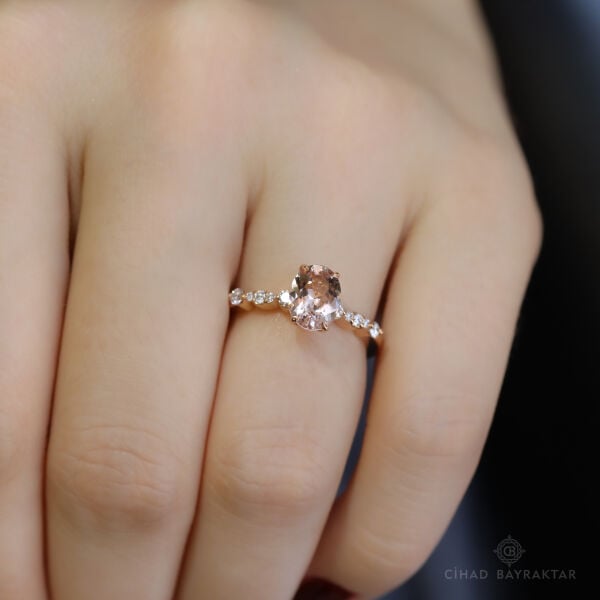 0.18 ct Pırlanta Morganite Yüzük