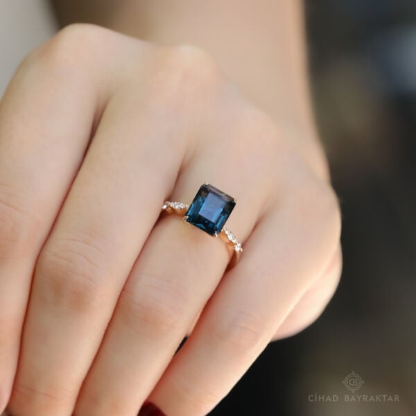 0.17 ct Pırlanta London Blue Yüzük