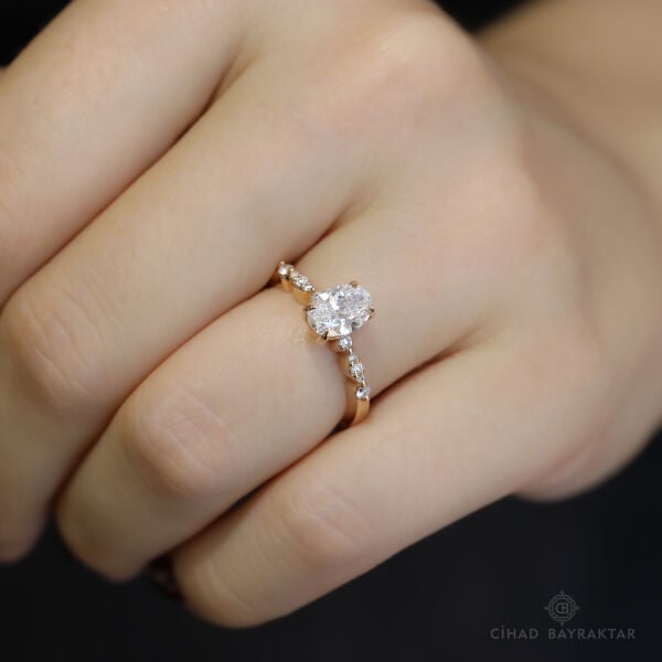 1.17 ct Pırlanta Oval Yüzük