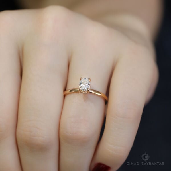 0.54 ct Pırlanta Oval Yüzük