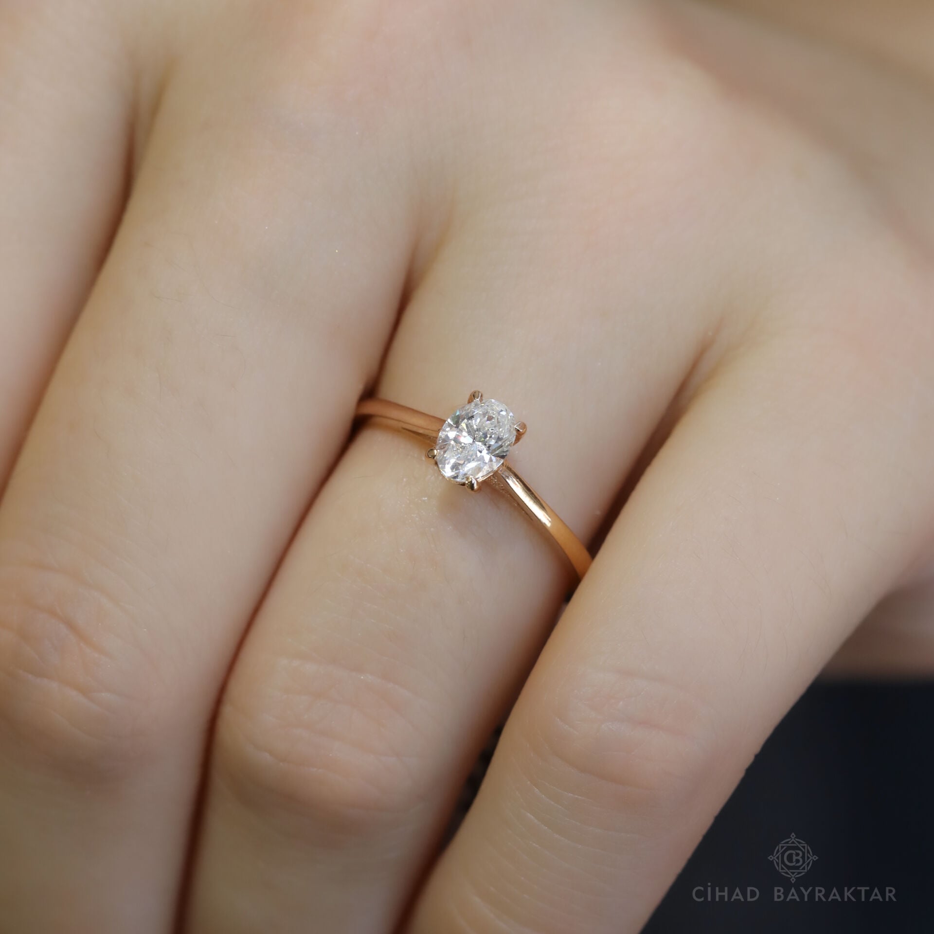 0.56 ct Pırlanta Oval Yüzük