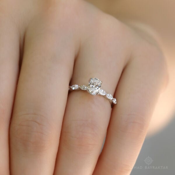 0.97 ct Pırlanta Oval Yüzük