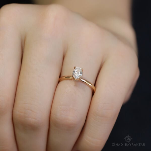 0.60 ct Pırlanta Oval Yüzük