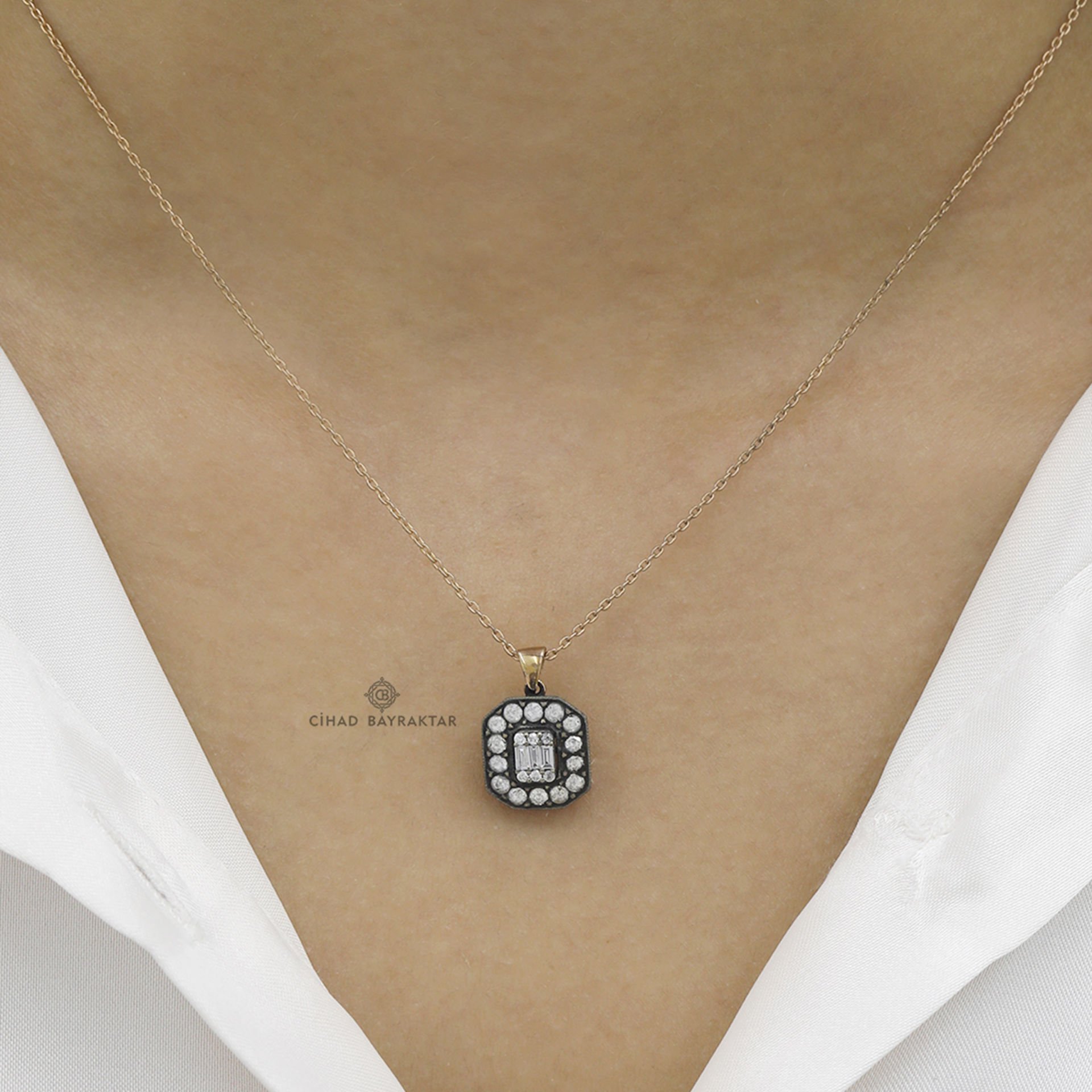 0,39 Karat Elmas Kolye