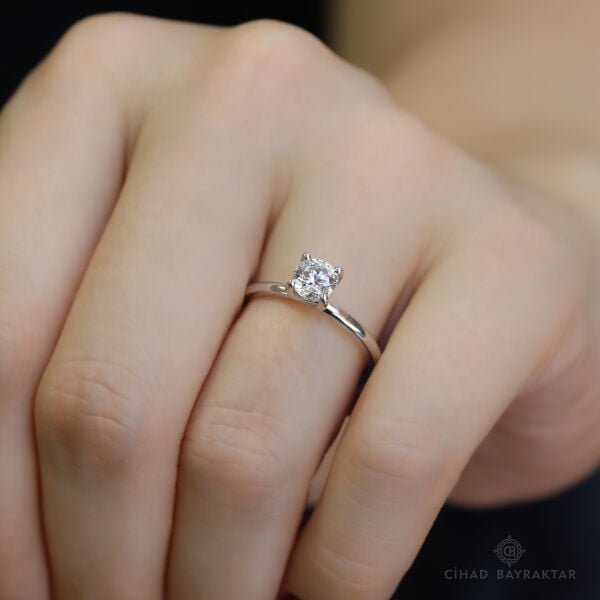 0.72 ct Pırlanta Tektaş Yüzük