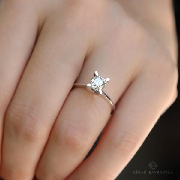 0.73 ct Pırlanta Tektaş Yüzük