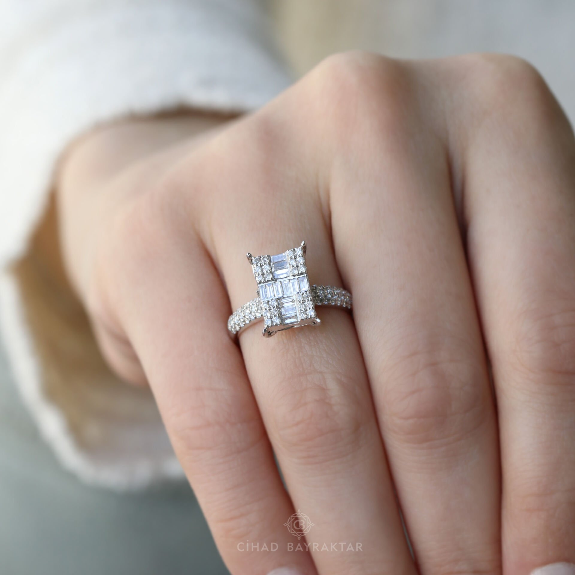 0,80 ct Pırlanta Baget Yüzük