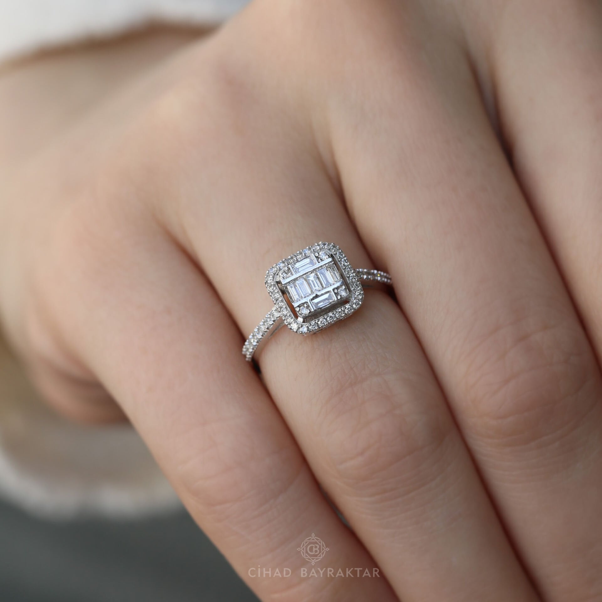 0,42 ct Pırlanta Baget Yüzük